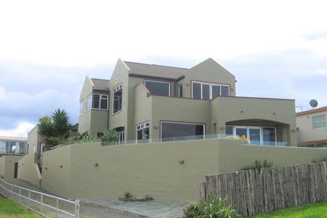 Photo of property in 215 Esplanade Drive, Whangamata, 3620