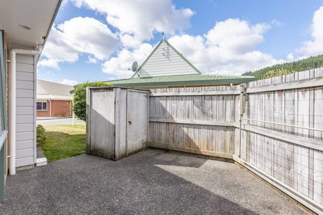 Photo of property in Brookvale Village, 19/17 Redwood Close, Paraparaumu, 5032