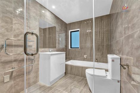 Photo of property in 15 Mckean Avenue, Manurewa, Auckland, 2102