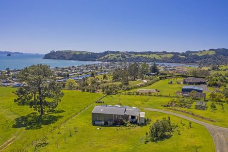 Photo of property in 60 Resolution Rise, Cooks Beach, Whitianga, 3591
