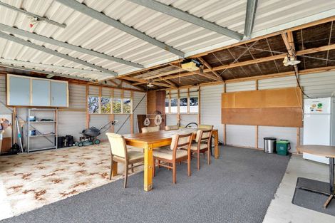 Photo of property in 100 Pukehina Parade, Pukehina, 3189