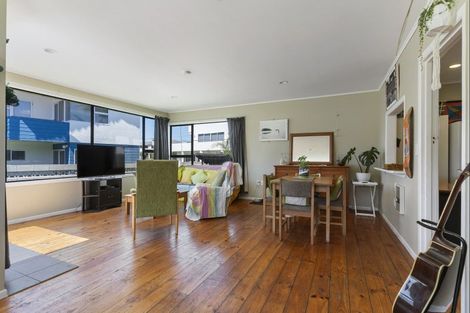 Photo of property in 403c Beach Road, Whangamata, 3620