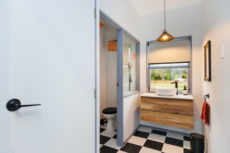 Photo of property in 8 Skerman Street, Marton, 4710