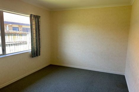 Photo of property in 8 Chamberlain Place, Mount Maunganui, 3116