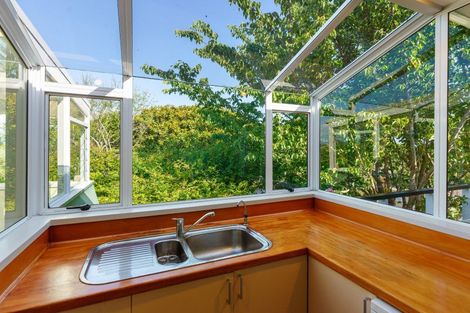 Photo of property in 15 Arthur Street, Waikawa Beach, Levin, 5573