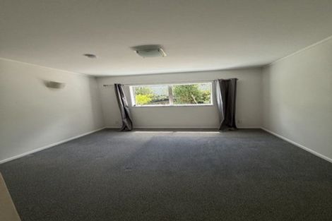 Photo of property in 25 Ngahere Views, Orewa, 0931
