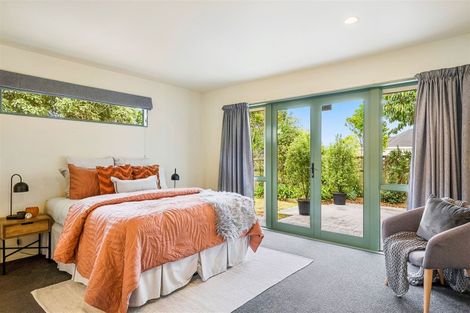 Photo of property in 20 Lanyon Place, Whitby, Porirua, 5024