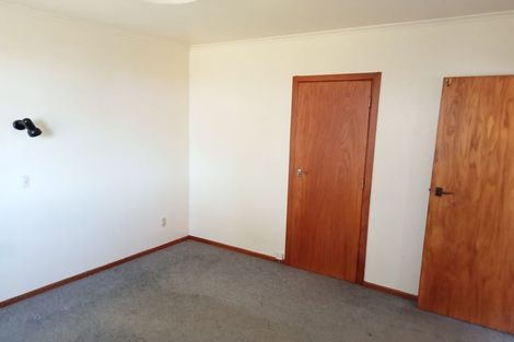 Photo of property in 26 Eastglen Road, Glen Eden, Auckland, 0602