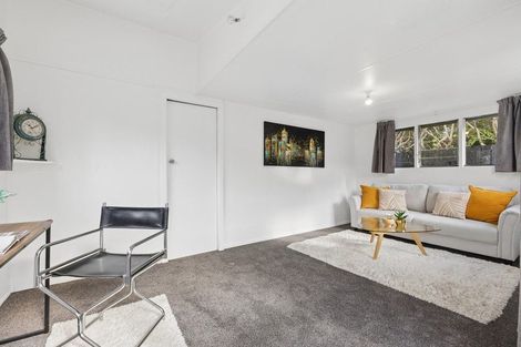 Photo of property in 15 Rice Crescent, Papakura, 2110