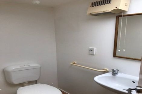 Photo of property in 3a Donald Crescent, Karori, Wellington, 6012