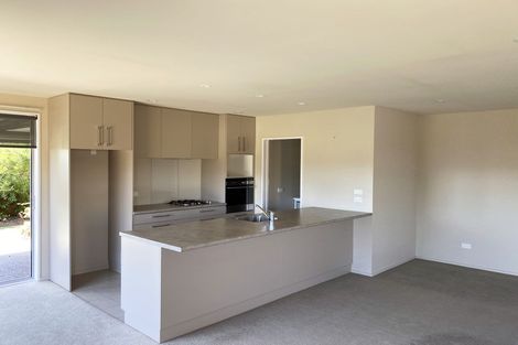 Photo of property in 94 Mcmahon Drive, Aidanfield, Christchurch, 8025