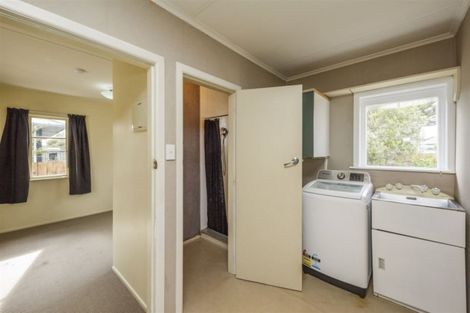 Photo of property in 11 Ngaire Street, Longburn, Palmerston North, 4412