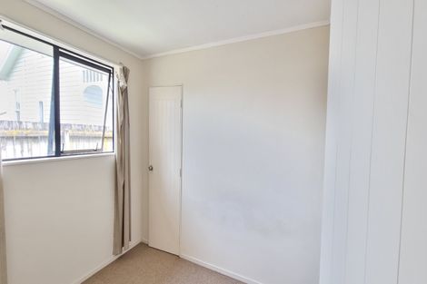 Photo of property in 13 Cleek Road, Mangere East, Auckland, 2024