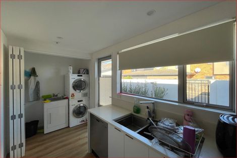 Photo of property in 4/33 Darvel Street, Riccarton, Christchurch, 8011