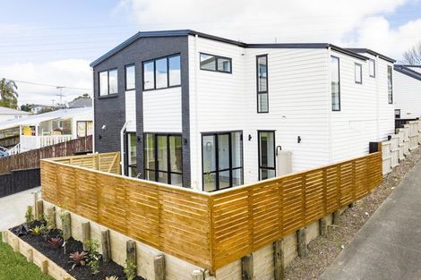 Photo of property in 4/122 Archibald Road, Kelston, Auckland, 0602