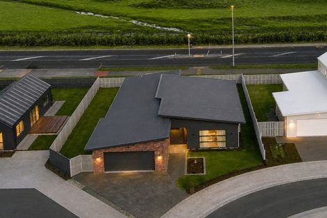 Photo of property in 6 Korako Lane, Baverstock, 3200