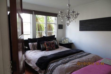 Photo of property in 13 Tahapa Crescent, Meadowbank, Auckland, 1072