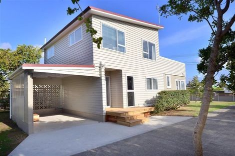 Photo of property in 40 Laurence Street, Manly, Whangaparaoa, 0930