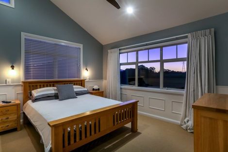 Photo of property in 55 Fernbrook Drive, Hurworth, New Plymouth, 4310