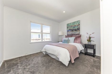 Photo of property in 101 Raglan Street, Mangere East, Auckland, 2024