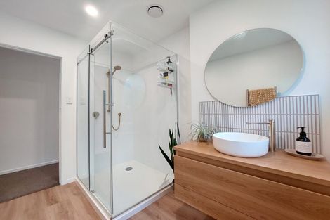 Photo of property in 9 Elgin Grove, Merrilands, New Plymouth, 4312