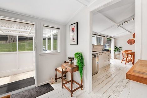 Photo of property in 3 Gow Street, Helensville, 0800