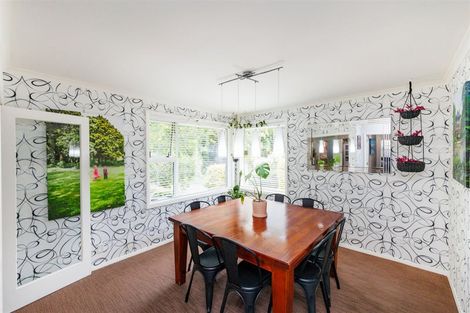 Photo of property in 34 Surrey Crescent, Hokowhitu, Palmerston North, 4410