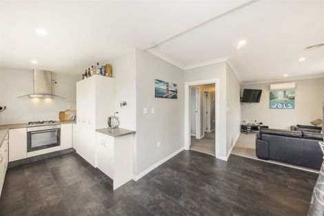 Photo of property in 60 Weston Avenue, Roslyn, Palmerston North, 4414