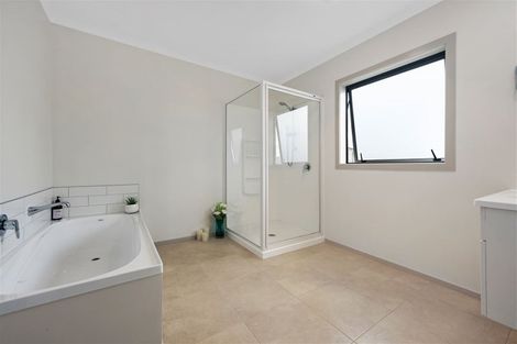 Photo of property in 7 Whanau Avenue, Baverstock, Hamilton, 3200