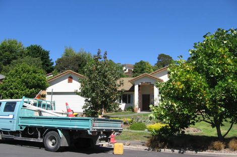 Photo of property in 17 Phoebe Meikle Place, Torbay, Auckland, 0630