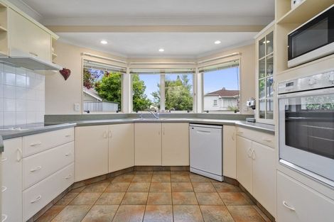 Photo of property in 8 Thornton Road, Cambridge, 3434