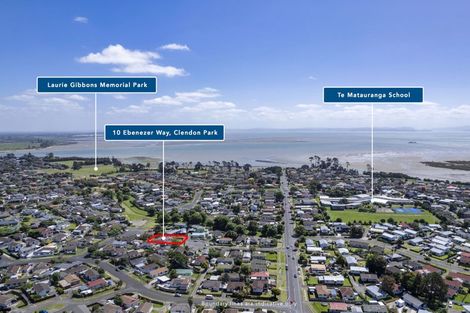 Photo of property in 3/10 Ebenezer Way, Clendon Park, Auckland, 2103