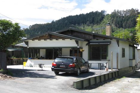 Photo of property in 29 Tipahi Street, Nelson South, Nelson, 7010