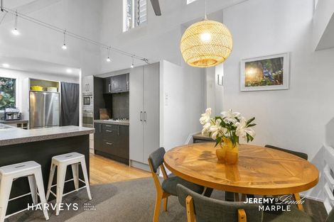 Photo of property in 47 Daffodil Street, Titirangi, Auckland, 0604