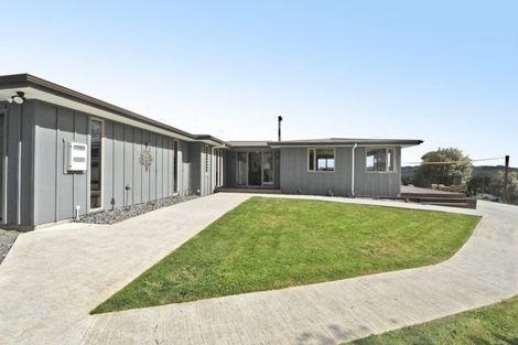 Photo of property in 301 Ranganui Road, Kaiwaka, 0573