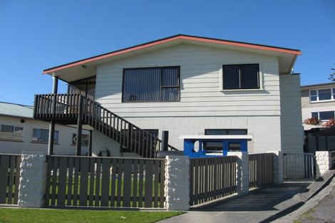 Photo of property in 11 Domain Terrace, Karoro, Greymouth, 7805