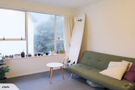 Photo of property in 2/72 Freyberg Street, Lyall Bay, Wellington, 6022