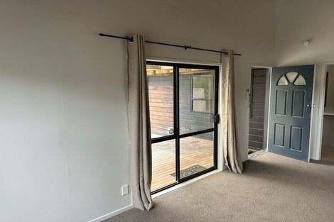 Photo of property in 101 Santiago Crescent, Unsworth Heights, Auckland, 0632