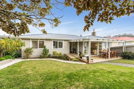 Photo of property in 1/51 Selwyn Crescent, Forrest Hill, Auckland, 0620