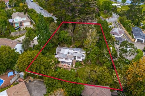 Photo of property in 26 Woodlands Crescent, Browns Bay, Auckland, 0630