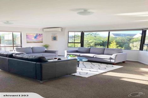 Photo of property in 32 Dominica Crescent, Grenada Village, Wellington, 6037