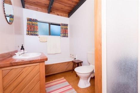 Photo of property in 80a Greenslade Road, Raglan, 3295