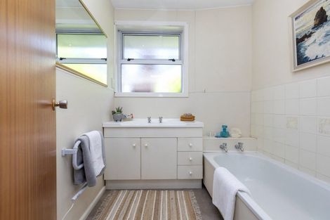 Photo of property in 55 Landsdowne Terrace, Cashmere, Christchurch, 8022