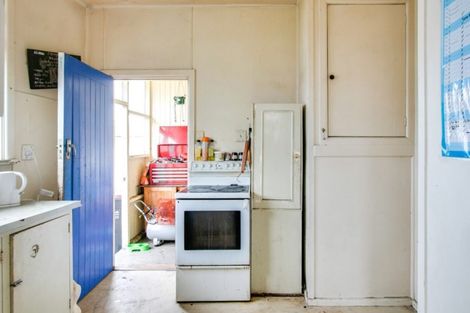 Photo of property in 144 Carlyle Street, Napier South, Napier, 4110