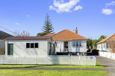 Photo of property in 12 Anzac Road, Gate Pa, Tauranga, 3112