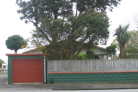 Photo of property in 296 Devon Street West, New Plymouth, 4310