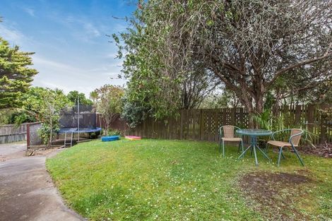 Photo of property in 1/29 Danbury Drive, Torbay, Auckland, 0630