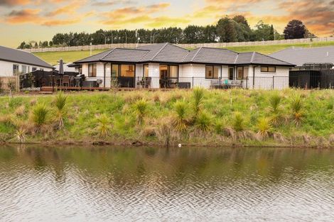 Photo of property in 105 Whakaturou Crescent, Pyes Pa, Tauranga, 3112