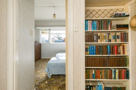 Photo of property in 38 Tollemache Road East, Longlands, Hastings, 4122