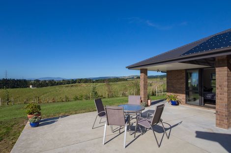 Photo of property in 219 Kahuterawa Road, Linton, Palmerston North, 4472